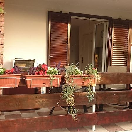 Bg Apartman Sutomore Kültér fotó